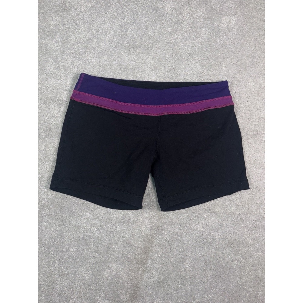 Lululemon Groove shorts 6 purple waist band